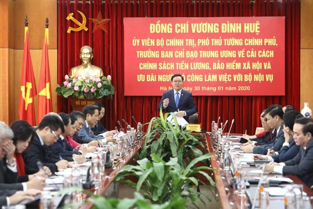 Trình Bộ Chính trị xem xét, quyết định mức lương mới ngay trong năm 2020 ảnh 1 Trình Bộ Chính trị xem xét, quyết định mức lương mới ngay trong năm 2020 ảnh 1
