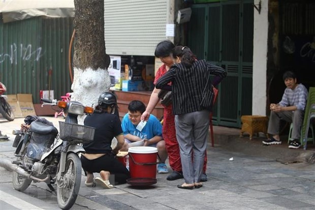 Đừng thấy 'lắng' mà chủ quan trong phòng, chống dịch COVID-19 ảnh 1 Đừng thấy 'lắng' mà chủ quan trong phòng, chống dịch COVID-19 ảnh 1