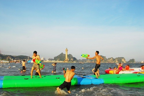 Du lịch Quảng Ninh hậu Covid-19: Đón lượng du khách đông kỷ lục ảnh 1 Du lịch Quảng Ninh hậu Covid-19: Đón lượng du khách đông kỷ lục ảnh 1