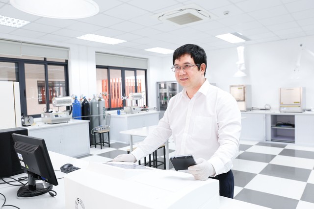 Một trong những phòng thí nghiệm được đầu tư trang thiết bị hiện đại tại Tập đoàn Phenikaa. Một trong những phòng thí nghiệm được đầu tư trang thiết bị hiện đại tại Tập đoàn Phenikaa.