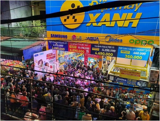 Thị trường điện máy nông thôn chào đón Điện máy Xanh supermini nhập cuộc, sẵn sàng cho công cuộc lấp đầy khoảng trống còn sót lại của thị trường. Thị trường điện máy nông thôn chào đón Điện máy Xanh supermini nhập cuộc, sẵn sàng cho công cuộc lấp đầy khoảng trống còn sót lại của thị trường.