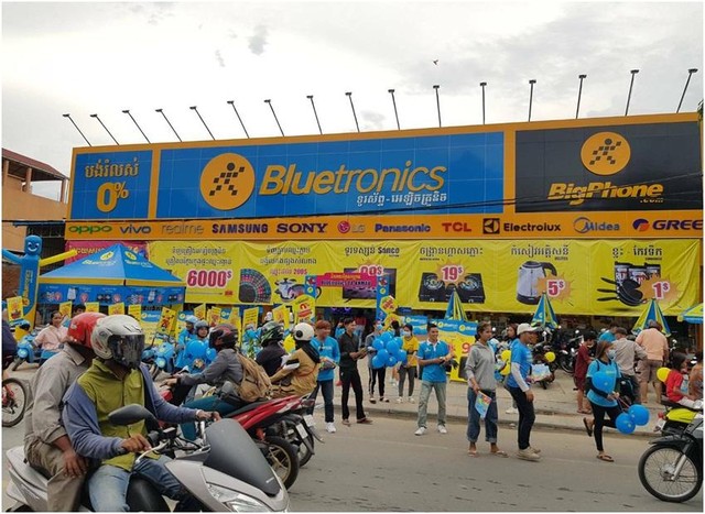 Bluetronics trở thành địa chỉ mua sắm hàng điện máy chất lượng, xuất xứ rõ ràng cho người dân Campuchia. Bluetronics trở thành địa chỉ mua sắm hàng điện máy chất lượng, xuất xứ rõ ràng cho người dân Campuchia.