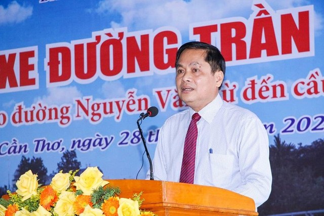 Ông Nguyễn Văn Hồng, Phó Chủ tịch UBND TP. Cần Thơ phát biểu tại buổi Lễ. Ảnh: Thành Thật. Ông Nguyễn Văn Hồng, Phó Chủ tịch UBND TP. Cần Thơ phát biểu tại buổi Lễ. Ảnh: Thành Thật.