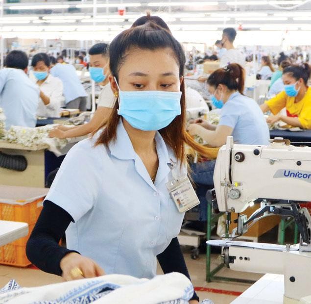 Tăng trưởng kinh tế dự báo lạc quan trong năm nay là cơ sở để ngân hàng tăng chỉ tiêu lợi nhuận. Tăng trưởng kinh tế dự báo lạc quan trong năm nay là cơ sở để ngân hàng tăng chỉ tiêu lợi nhuận.