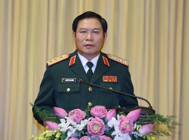 Thượng tướng Nguyễn Tân Cương phát biểu.