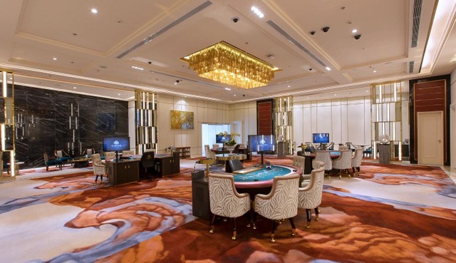 Hệ thống máy chơi hiện đại luôn là thỏi nam châm hút khách của Corona Resort & Casino. Hệ thống máy chơi hiện đại luôn là thỏi nam châm hút khách của Corona Resort & Casino.