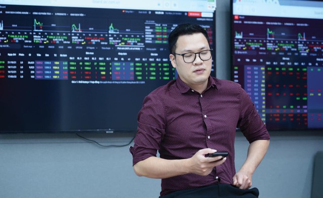 Nhà đầu tư không dễ khởi kiện với doanh nghiệp "khất lần" cổ tức. Nhà đầu tư không dễ khởi kiện với doanh nghiệp "khất lần" cổ tức.