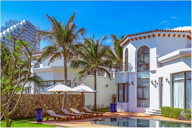 Cam Ranh Bay Hotels &amp; Resorts là số ít dự án đã hiện hữu tại Bãi Dài, Cam Ranh. Nhà đầu tư dễ dàng đưa vào vận hành ngay khi nhận bàn giao.