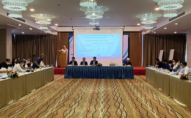 Ông Đặng Hùng Võ cho rằng, đầu tư vào các khu công nghiệp của Việt Nam hiện nay chủ yếu là từ các nước Singapore, Nhật Bản, Hàn Quốc và Đài Loan (Trung Quốc), chưa thu hút được các nhà đầu tư lớn từ châu Âu và Bắc Mỹ. Ảnh: Trọng Tín.