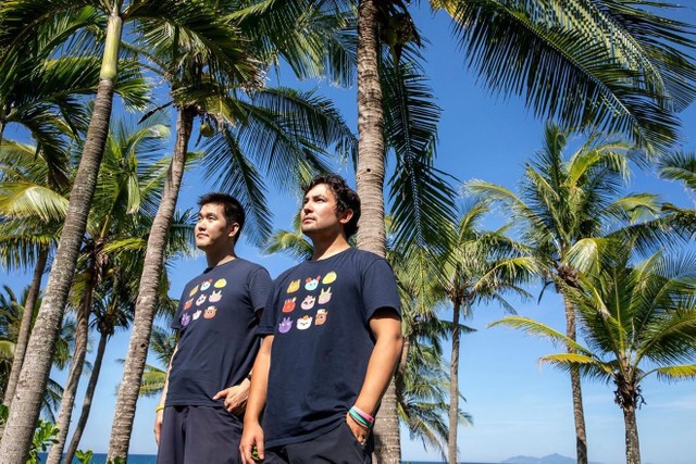 Philip La và Zirlin ở Việt Nam.