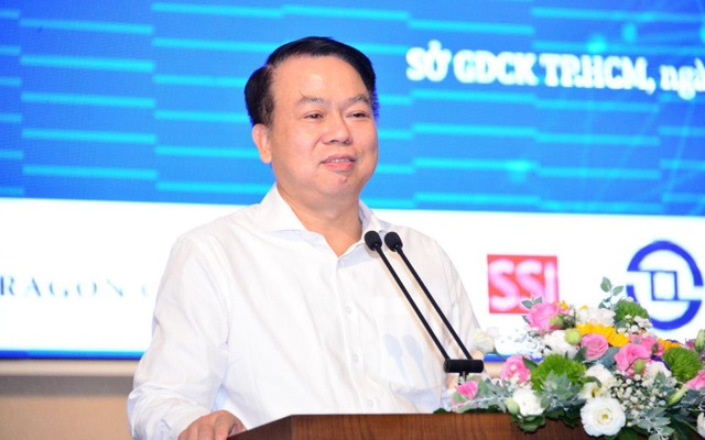 Thứ trưởng Bộ Tài Chính Nguyễn Đức Chi tại buổi gặp mặt các thành viên trên thị trường chứng khoán ngày 28/7/2022.