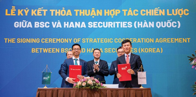 Thỏa thuận hợp tác chiến lược giữa BSC và Chứng khoán Hana khẳng định mối quan hệ đặc biệt, ngày càng chặt chẽ, sâu rộng giữa BIDV với Tập đoàn Tài chính Hana, Ngân hàng KEB Hana Bank Thỏa thuận hợp tác chiến lược giữa BSC và Chứng khoán Hana khẳng định mối quan hệ đặc biệt, ngày càng chặt chẽ, sâu rộng giữa BIDV với Tập đoàn Tài chính Hana, Ngân hàng KEB Hana Bank