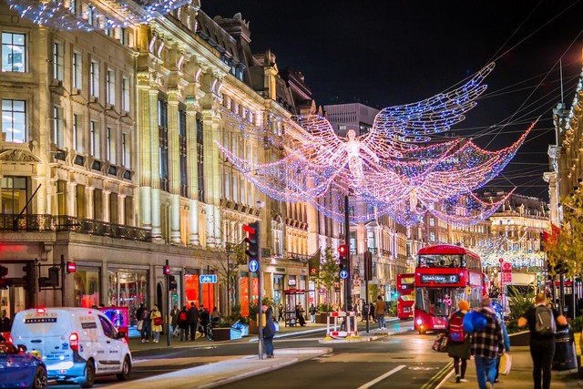 Kinh tế đêm là mảnh ghép quan trọng của những thiên đường du lịch. Ảnh Shutterstock. Kinh tế đêm là mảnh ghép quan trọng của những thiên đường du lịch. Ảnh Shutterstock.