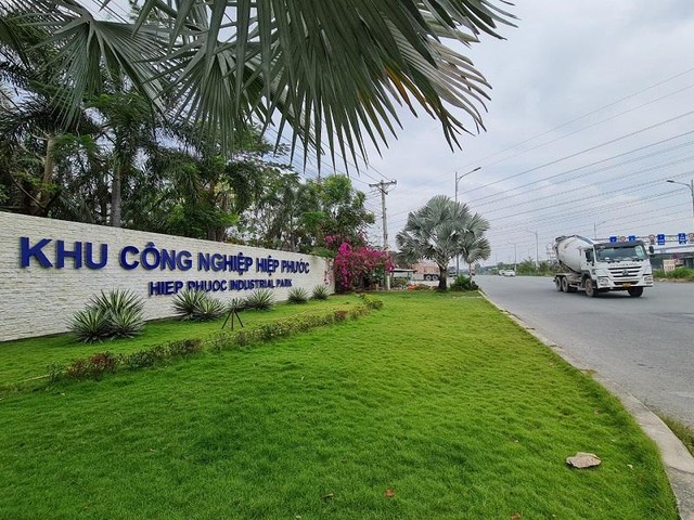 Khu công nghiệp Hiệp Phước (Nhà Bè) là khu công nghiệp đầu tiên được chọn thí điểm chuyển đổi sang mô hình khu công nghiệp sinh thái tại TP.HCM. Ảnh: Trọng Tín. Khu công nghiệp Hiệp Phước (Nhà Bè) là khu công nghiệp đầu tiên được chọn thí điểm chuyển đổi sang mô hình khu công nghiệp sinh thái tại TP.HCM. Ảnh: Trọng Tín.