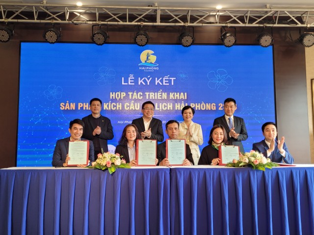 Ký kết Hợp tác triển khai sản phẩm kích cầu du lịch Hải Phòng năm 2023. Ký kết Hợp tác triển khai sản phẩm kích cầu du lịch Hải Phòng năm 2023.