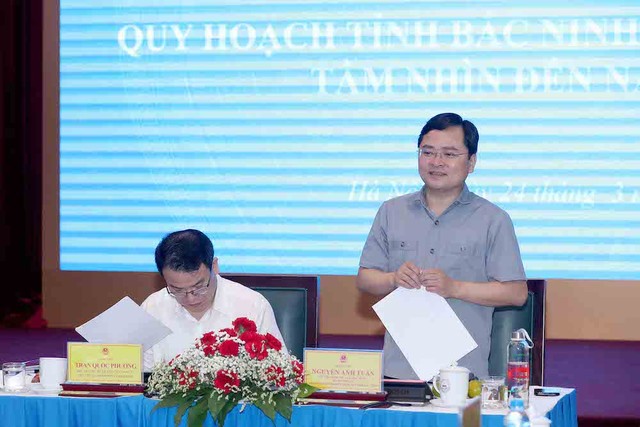 Bí thư Tỉnh ủy Bắc Ninh Nguyễn Anh Tuấn khẳng định, việc quy hoạch phải đảm bảo tính kết nối đồng bộ, liên kết vùng và phát huy lợi thế so sánh mới, khai thác tối đa tiềm năng, khắc phục các điểm nghẽn. (Ảnh: Đức Trung). Bí thư Tỉnh ủy Bắc Ninh Nguyễn Anh Tuấn khẳng định, việc quy hoạch phải đảm bảo tính kết nối đồng bộ, liên kết vùng và phát huy lợi thế so sánh mới, khai thác tối đa tiềm năng, khắc phục các điểm nghẽn. (Ảnh: Đức Trung).