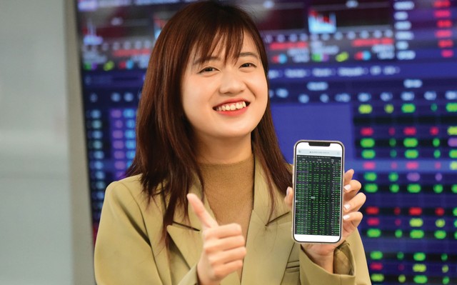 Phiên giao dịch cuối tuần qua, thị trường chứng khoán thể hiện sự hứng khởi trước thông tin lãi suất tiếp tục hạ trong thời gian tới. Phiên giao dịch cuối tuần qua, thị trường chứng khoán thể hiện sự hứng khởi trước thông tin lãi suất tiếp tục hạ trong thời gian tới.