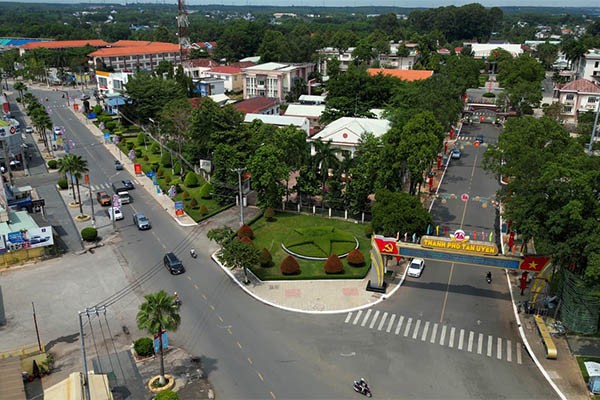 Một góc Thành phố Tân Uyên, tỉnh Bình Dương. Một góc Thành phố Tân Uyên, tỉnh Bình Dương.