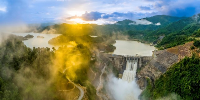 Nhà máy thủy điện Hủa Na