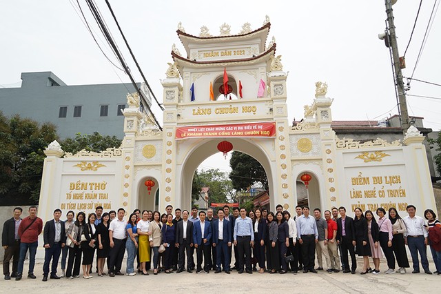 Dự kiến, 4 tháng đầu năm 2023, tổng khách du lịch đến Hà Nội đạt 8,14 triệu lượt khách, tăng 74% so với cùng kỳ năm 2022.