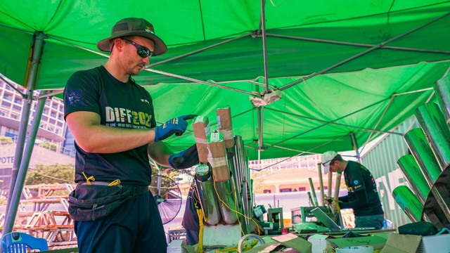 Đội Ba Lan chú trọng hòa hợp hình ảnh, âm thanh và những hiệu ứng độc lạ. Đội Ba Lan chú trọng hòa hợp hình ảnh, âm thanh và những hiệu ứng độc lạ.