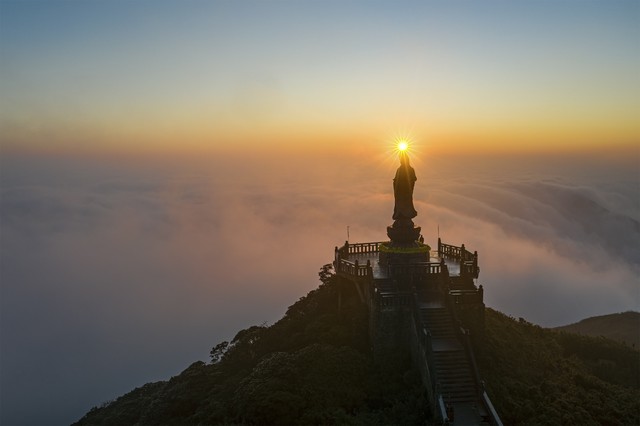 Quần thể tâm linh tại Sun World Fansipan Legend. Ảnh: Lê Việt Khánh.