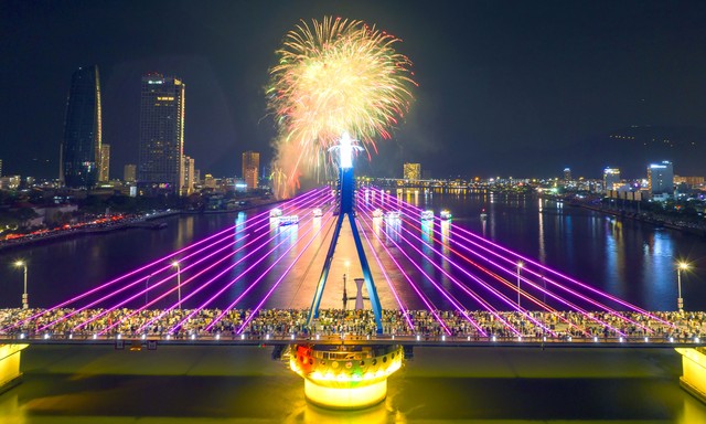 Đà Nẵng có nhiều lợi thế để trở thành “Singapore thứ hai” của châu Á. Ảnh: Ánh Dương.