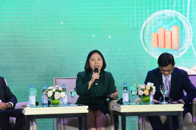 Bà Phạm Thị Ngọc Thủy, Giám đốc Văn phòng Ban nghiên cứu phát triển kinh tế tư nhân (Ban IV). Bà Phạm Thị Ngọc Thủy, Giám đốc Văn phòng Ban nghiên cứu phát triển kinh tế tư nhân (Ban IV).