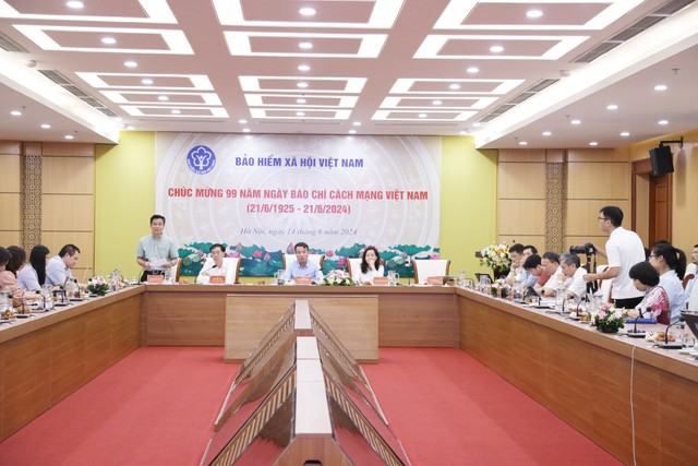 Toàn cảnh hội nghị. Toàn cảnh hội nghị.