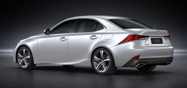 Lexus IS 2017 trình làng với thiết kế cải tiến ảnh 10 Đáng tiếc thay, hệ dẫn động của Lexus IS 2017 không có gì thay đổi. Lexus IS 200t, IS 350 và IS 300h vẫn dùng hệ dẫn động cầu sau. Trong đó, Lexus IS 200t là thành viên mới, dùng động cơ xăng tăng áp, dung tích 2.0 lít, sản sinh công suất tối đa 241 mã lực và mô-men xoắn cực đại 350 Nm. Động cơ lấy từ Lexus NX này kết hợp với hộp số tự động 8 cấp.