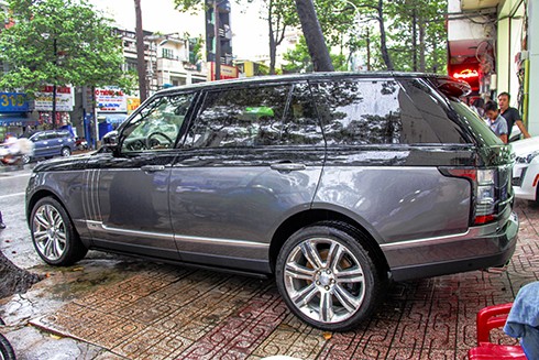range-rover-lwb-black-autobiography-2016-ve-viet-nam