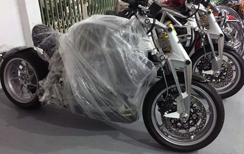 ariel-ace-sieu-moto-moi-dat-chan-den-viet-nam-1