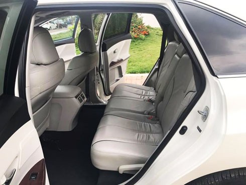Toyota Venza 2009 giá 1 tỷ - hàng 'hot' một thời tại Việt Nam ảnh 8 toyota-venza-doi-2009-gia-hon-mot-ty-tai-viet-nam-6