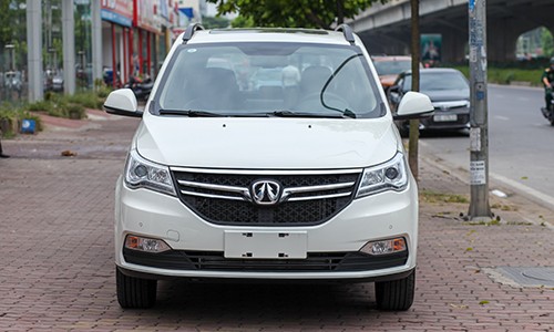 BAIC F5 - MPV 'mơ' cạnh tranh Innova tại Việt Nam ảnh 1 chi-tiet-baic-f5-tai-ha-noi