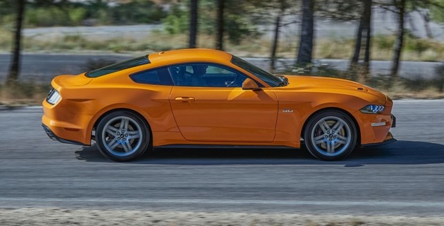 Ford Mustang 2018 bản nâng cấp sắp ra mắt ảnh 1 Ford Mustang 2018 bản nâng cấp sắp ra mắt ảnh 1