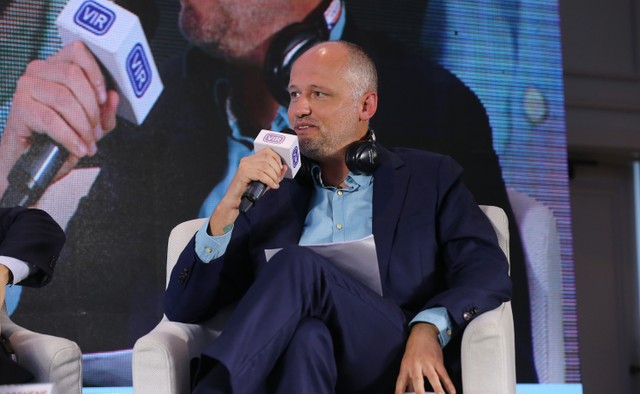 Ông Koen Soenens, Giám đốc Kinh doanh và Marketing, Công ty TNHH Quản lý Deep C trao đổi tại phiên thảo luận thứ hai - Ảnh: Lê Toàn. Ông Koen Soenens, Giám đốc Kinh doanh và Marketing, Công ty TNHH Quản lý Deep C trao đổi tại phiên thảo luận thứ hai - Ảnh: Lê Toàn.