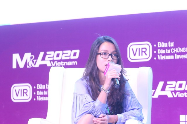 Bà Khanh Nguyễn, Giám đốc cao cấp thị trường vốn, Công ty JLL Việt Nam. Ảnh: Lê Toàn. Bà Khanh Nguyễn, Giám đốc cao cấp thị trường vốn, Công ty JLL Việt Nam. Ảnh: Lê Toàn.