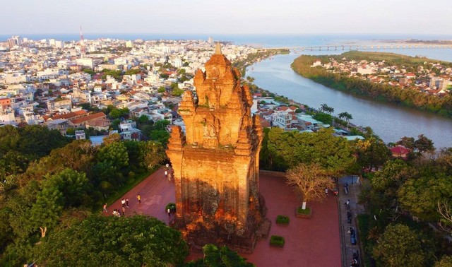 Giao lưu trực tuyến: “Phú Yên – Điểm đến hấp dẫn nhà đầu tư” ảnh 152