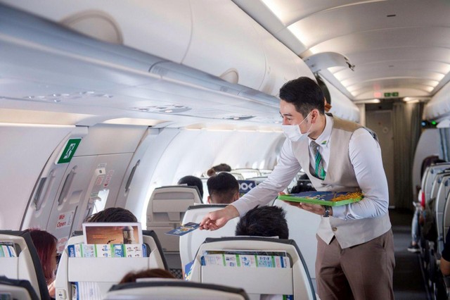 Bamboo Airways là hãng hàng không hiếm hoi trên thế giới vẫn đạt được tăng trưởng công suất khai thác, đội bay, đường bay, nhân lực vượt cùng kỳ năm trước. Bamboo Airways là hãng hàng không hiếm hoi trên thế giới vẫn đạt được tăng trưởng công suất khai thác, đội bay, đường bay, nhân lực vượt cùng kỳ năm trước.