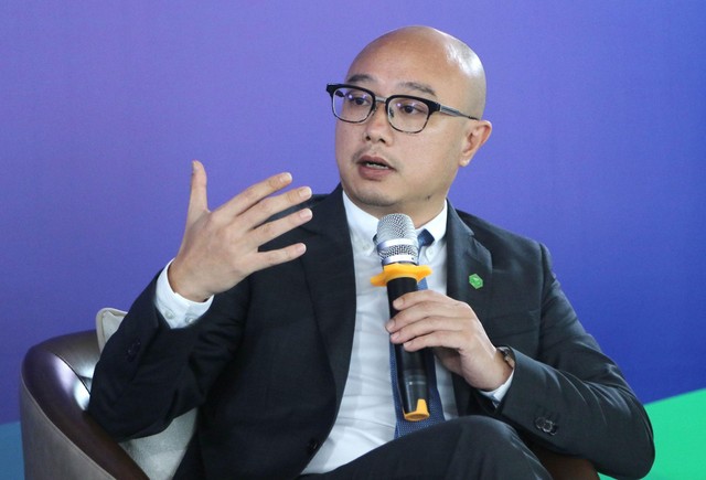 Ông Nguyễn Thái Phiên trả lời trong phiên 2. Ảnh: Lê Toàn Ông Nguyễn Thái Phiên trả lời trong phiên 2. Ảnh: Lê Toàn