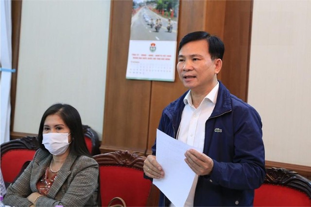 Chủ tịch UBND tỉnh Hồ Văn Mười khẳng định Đắk Nông rất ủng hộ doanh nghiệp nói chung và FIT Group nói riêng đến khảo sát, đầu tư tại tỉnh. Chủ tịch UBND tỉnh Hồ Văn Mười khẳng định Đắk Nông rất ủng hộ doanh nghiệp nói chung và FIT Group nói riêng đến khảo sát, đầu tư tại tỉnh.