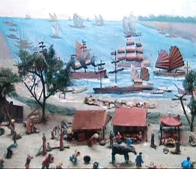 Tranh vẽ mô phỏng lại thương cảng Phố Hiến (Hưng Yên) xưa Tranh vẽ mô phỏng lại thương cảng Phố Hiến (Hưng Yên) xưa