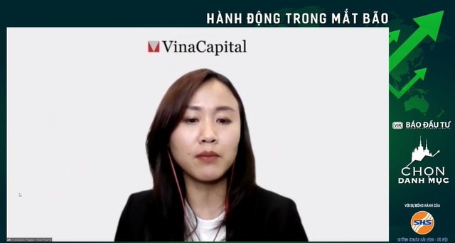 Bà Nguyễn Hoài Phương, Giám đốc Đầu tư, Người điều hành Quỹ Đầu tư Cổ phiếu Tiếp cận Thị trường Việt Nam (VESAF) chia sẻ tại Talkshow Chọn Danh mục kỳ 9 ngày 23/6