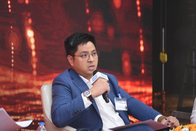 Ông Nguyễn Đức Dũng, Phó tổng giám đốc Sở giao dịch Hàng hóa Việt Nam trao đổi tại Tọa đàm. Ảnh: Dũng Minh Ông Nguyễn Đức Dũng, Phó tổng giám đốc Sở giao dịch Hàng hóa Việt Nam trao đổi tại Tọa đàm. Ảnh: Dũng Minh