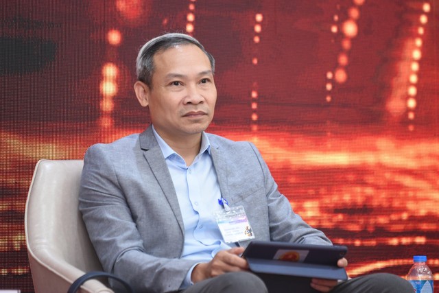 Ông Phan Đức Hiếu, Ủy viên thường trực, Ủy ban Kinh tế của Quốc hội tham gia phiên thỏa luận tại Tọa đàm. Ảnh: Dũng Minh Ông Phan Đức Hiếu, Ủy viên thường trực, Ủy ban Kinh tế của Quốc hội tham gia phiên thỏa luận tại Tọa đàm. Ảnh: Dũng Minh