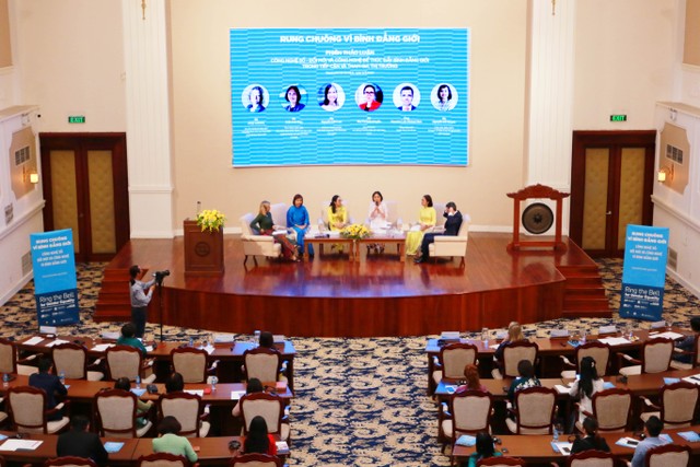 Toàn cảnh phiên thảo luận. Ảnh: Lê Toàn Toàn cảnh phiên thảo luận. Ảnh: Lê Toàn