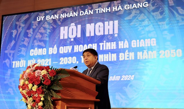 Bộ trưởng mong muốn Hà Giang sẽ tổ chức tốt nhất việc triển khai thực hiện theo mục tiêu, định hướng mà quy hoạch đã đề ra. (Ảnh: MPI)