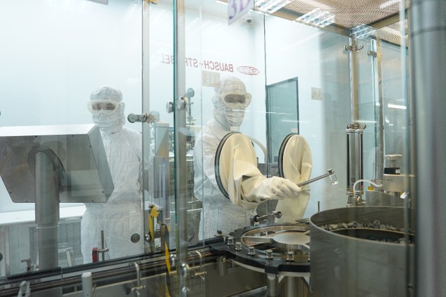 Dây chuyền sản xuất thuốc bột đông khô pha tiêm đạt chất lượng EU-GMP của Imexpharm