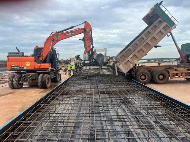 Mảng xây dựng chiếm tỷ trọng lớn trong doanh thu của Cienco4 có mức tăng trưởng ấn tượng trong quý II/2024 Mảng xây dựng chiếm tỷ trọng lớn trong doanh thu của Cienco4 có mức tăng trưởng ấn tượng trong quý II/2024