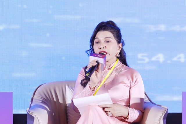 Bà Đặng Thị Kim Oanh, Chủ tịch HĐQT, Tổng giám đốc Kim Oanh Group Bà Đặng Thị Kim Oanh, Chủ tịch HĐQT, Tổng giám đốc Kim Oanh Group